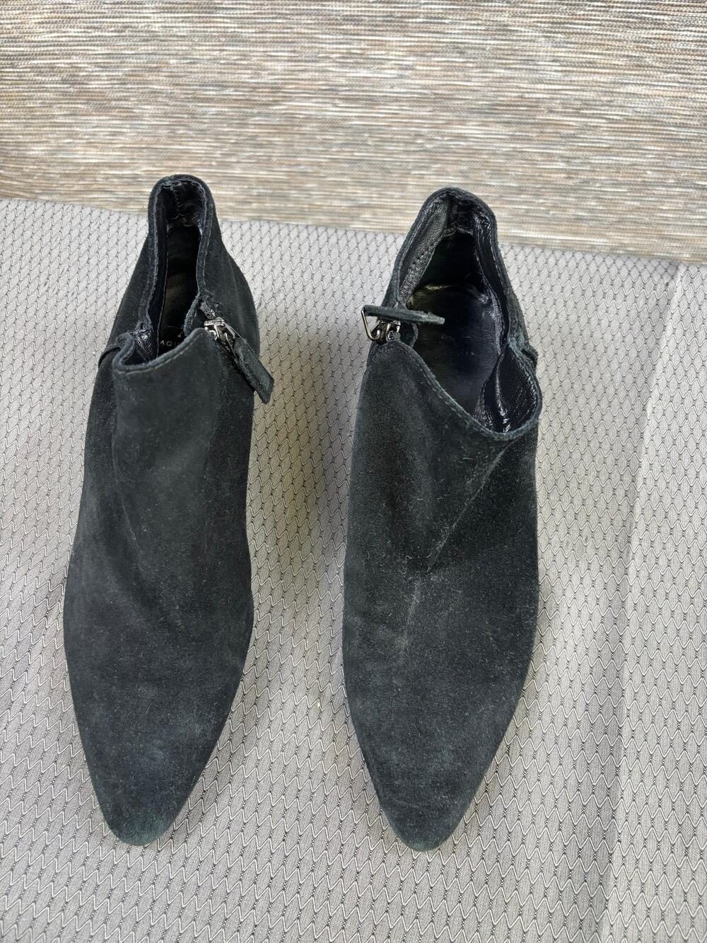 Aquatalia Boots Womens Size 8.5 Black Suede Ankle Block Heel Booties Zip Italy